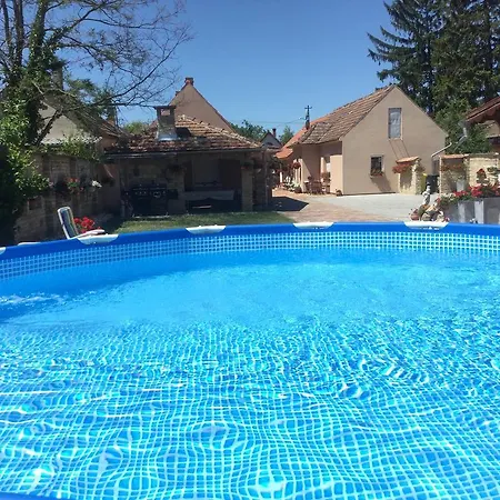 2 Balatonberény